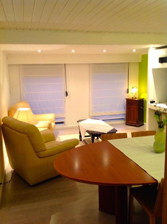 Holiday Home Harmony Brecht Room photo