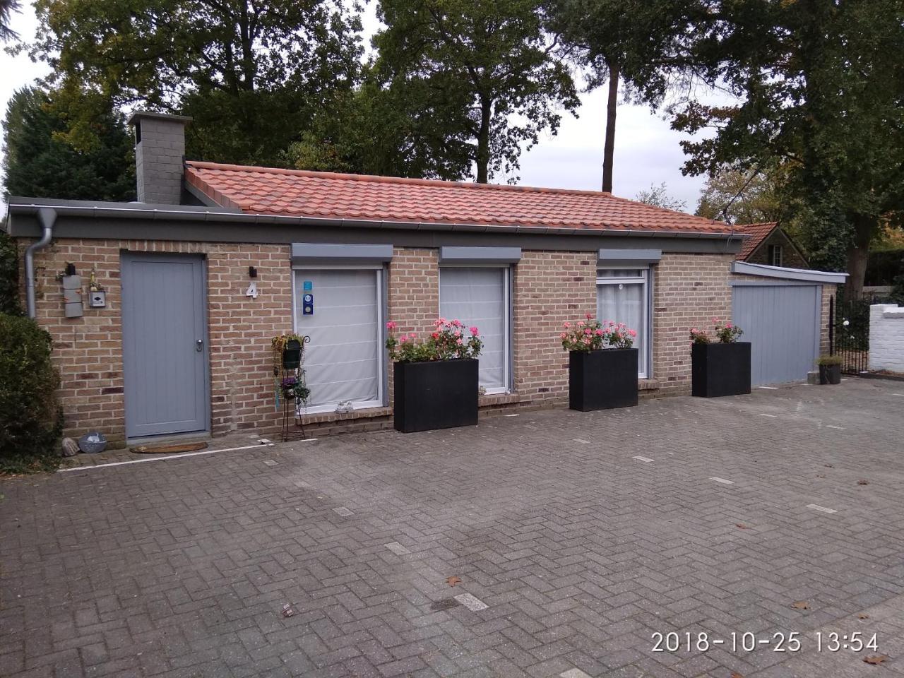 Holiday Home Harmony Brecht Exterior photo